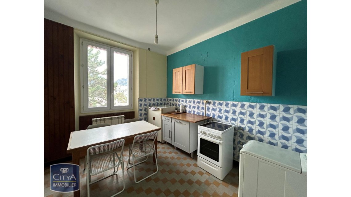 salle-à-manger _cuisine à voir sur https://www.citya.com/annonces/location/appartement/grenoble-38185/GES97310006-953